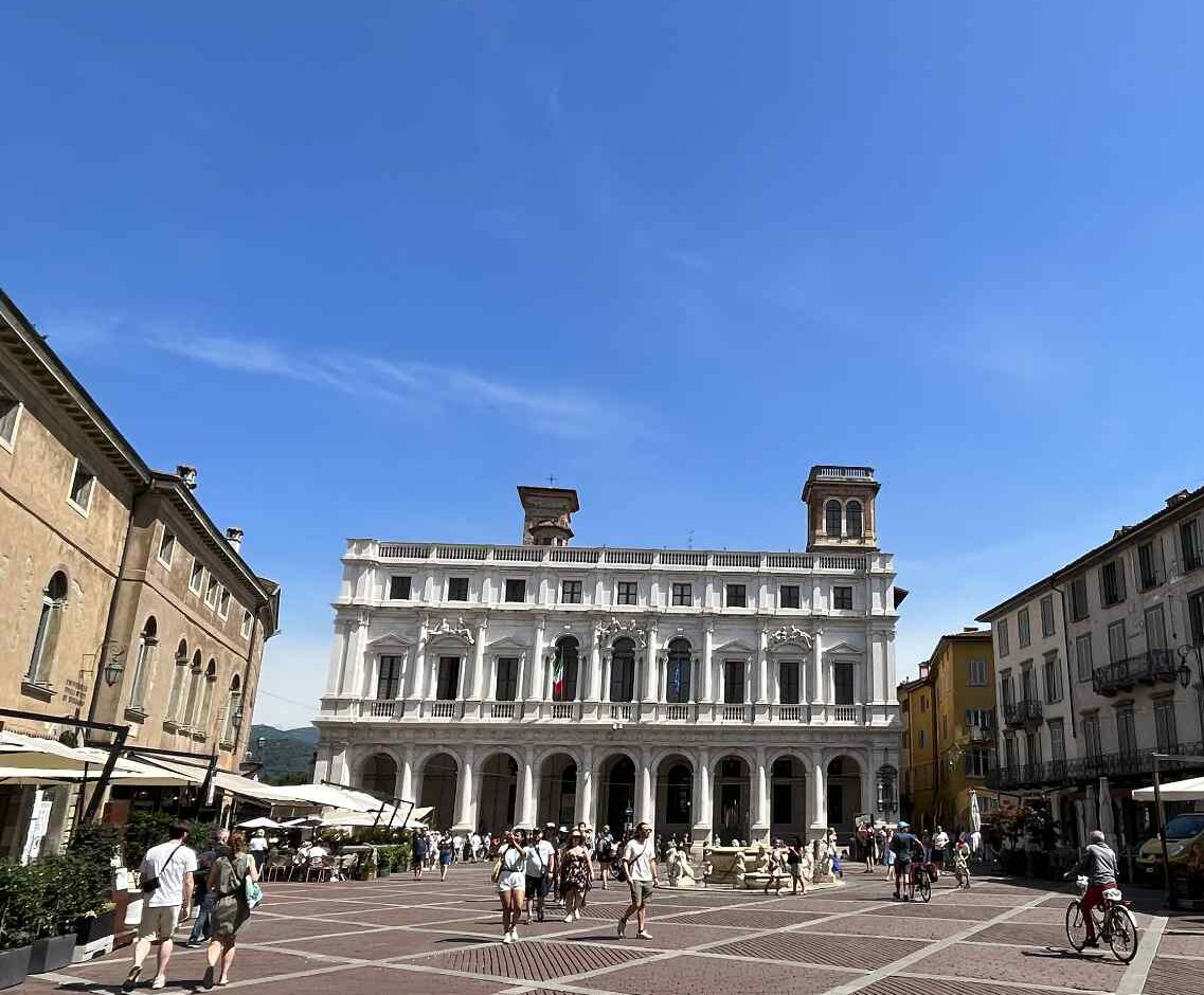 daa65ec3-ea54-4aaa-b8ff-fe5761ea3648